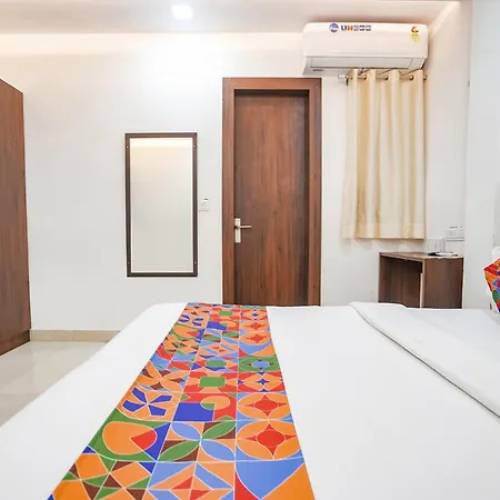 Fabhotel Vishal Palace